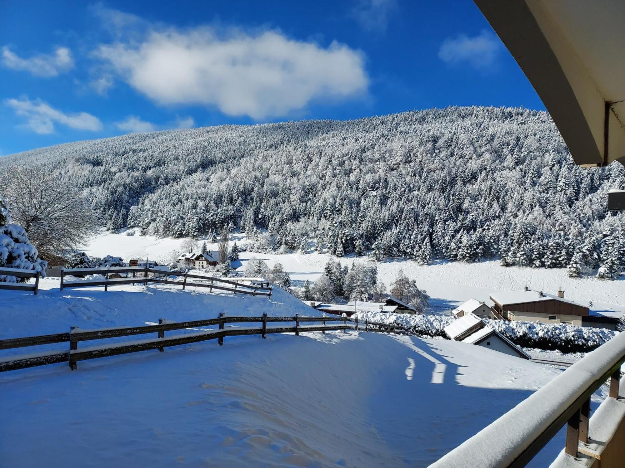 Villard Je T'Aime - Residence Les Tennis - 2 Appartements 2 Pieces 5 P Et 6 P Extérieur photo